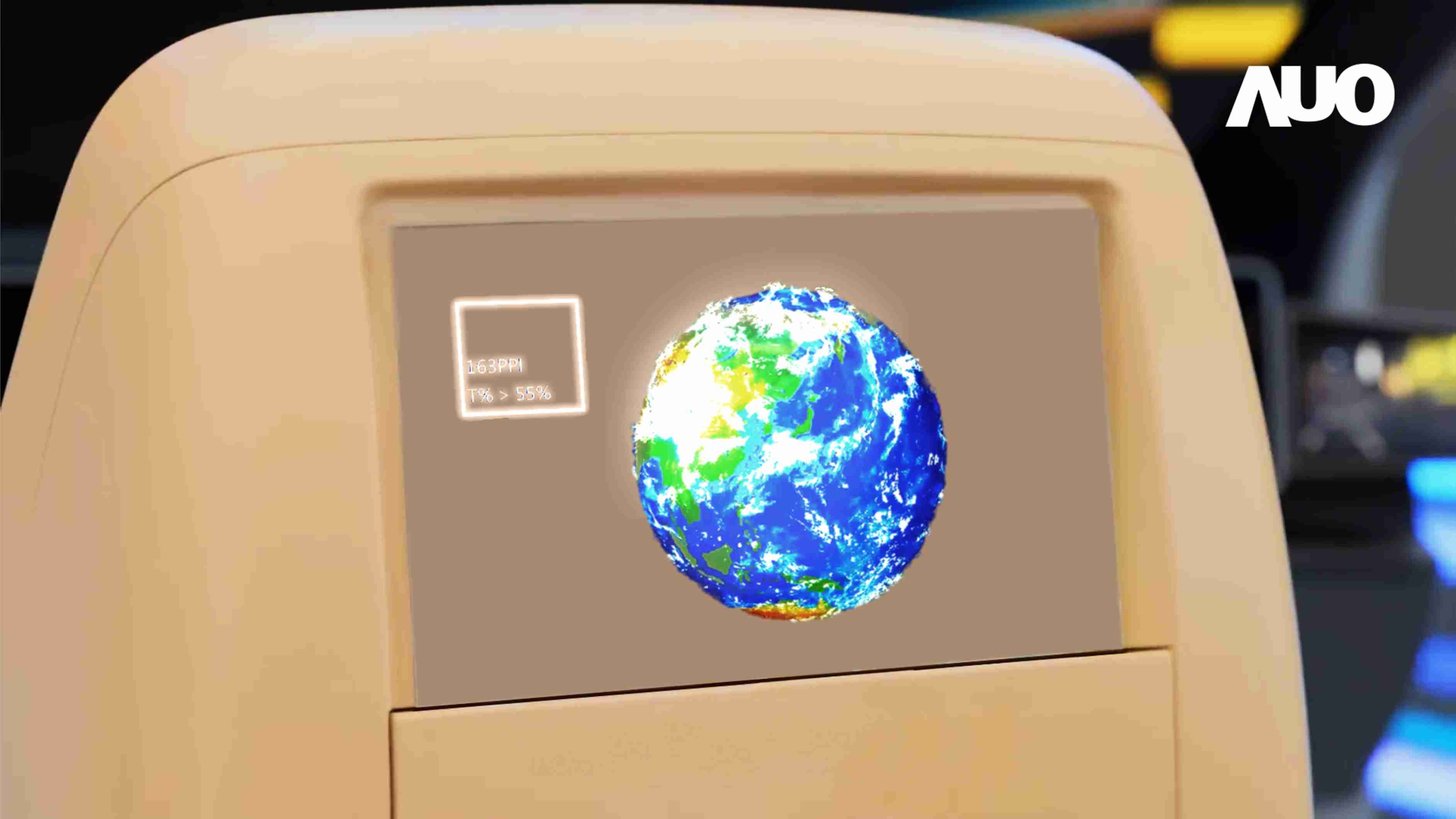 CG电子突破设计与制程挑战，，推出全球最高分辨率163ppi的13.5吋透明Micro LED面板，，，并积极布局智能车市场，，，，以期拓展透明显示应用的可能性