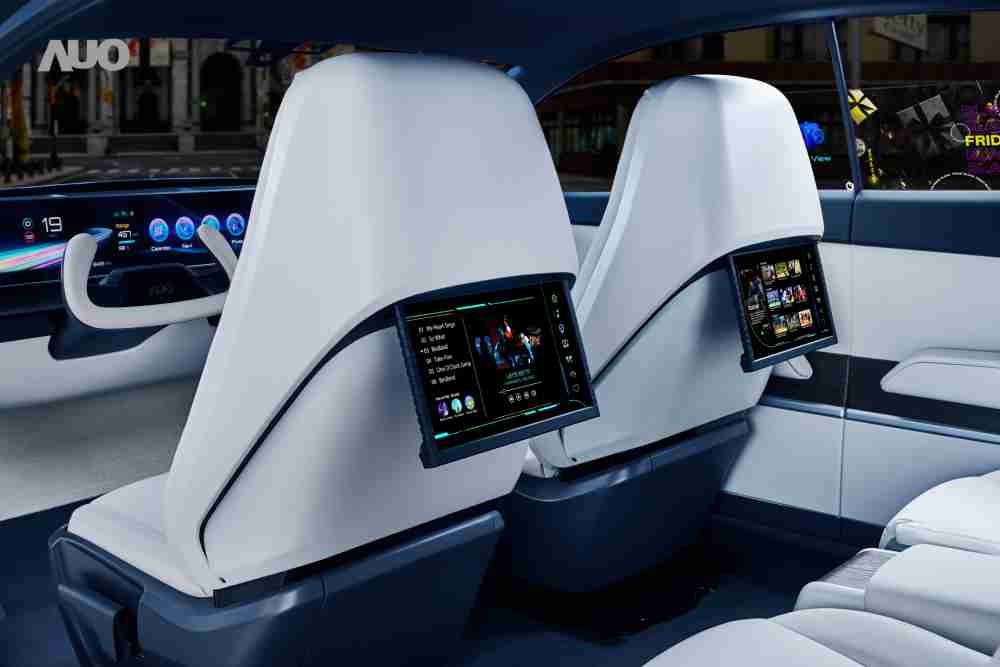 CG电子将于CES 展示全新Smart Cockpit 2024，，，可紧密串连使用者多元需求，，并革新座舱内部的应用和设计，，带来身历其境且引人入胜的视觉飨宴，，满足驾乘人员的全方位体验